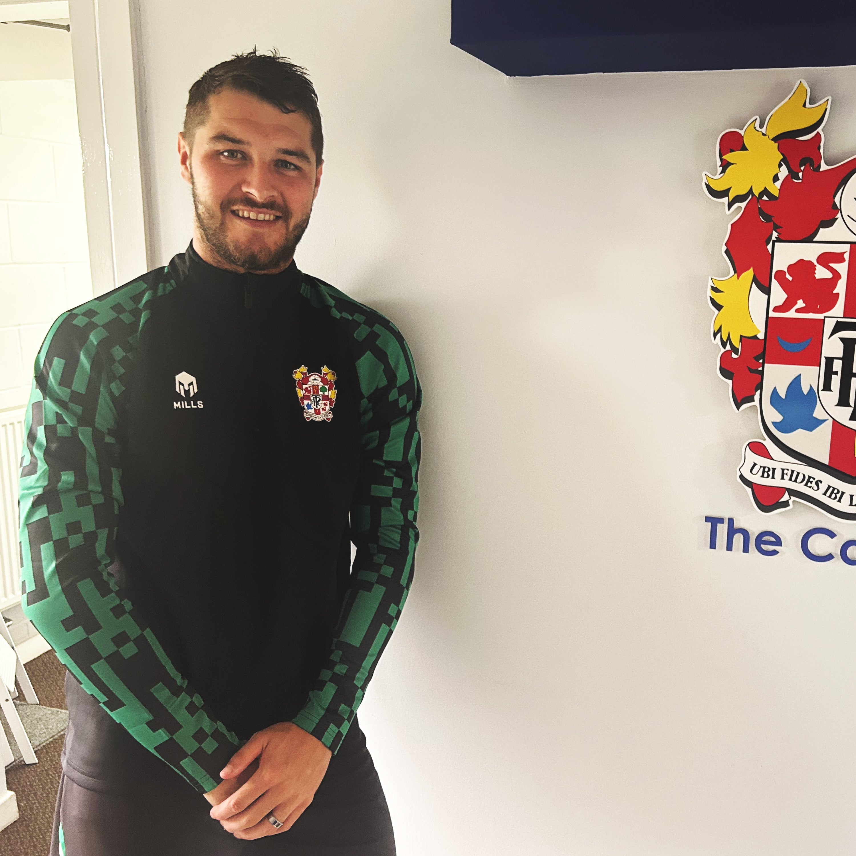 Adult Quarter Zip | 2023/24 | Black