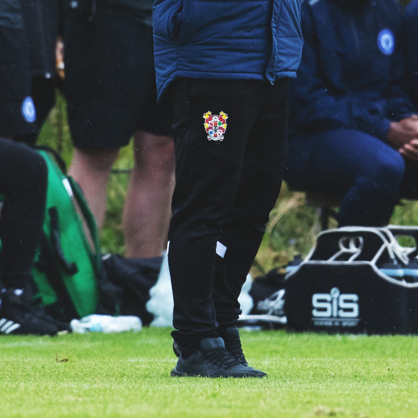 Black Training Pants | 2023/24