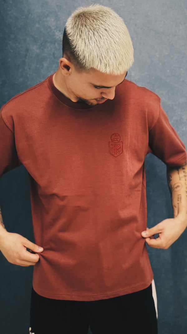 "Elevate – Organic Cotton T-Shirt Berry | Sustainable & Stylish Comfort 🌱