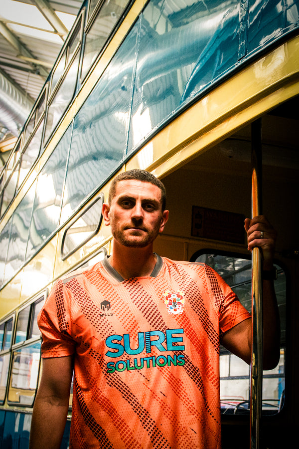 Away Goalkeeper Jersey | Mini Kit | 2026/27